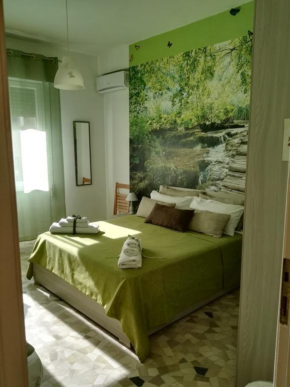 La Finestra Sul Mondo B&B Roma Exterior foto